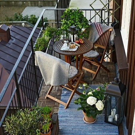 Practical ideas for a small balcony