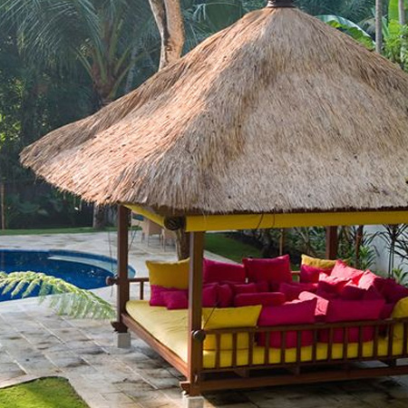 Add a thatch lapa to your outdoors