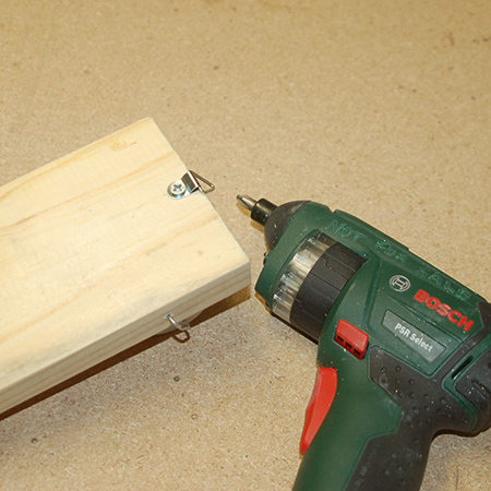 Make a practical shopping list holder