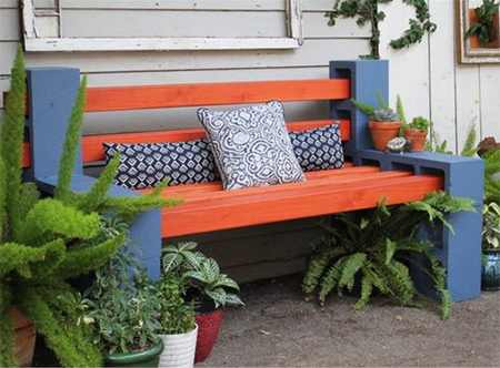 Make your own wood and breeze block bench