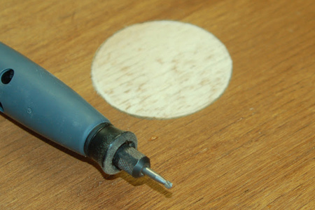 Have fun engraving on a wide variety of materials, from timber and board, plastic and PVC. All the Dremel MultiTool models come with an engraving bit that allows you to get started immediately on your projects