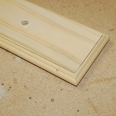 Handy bracelet hanger