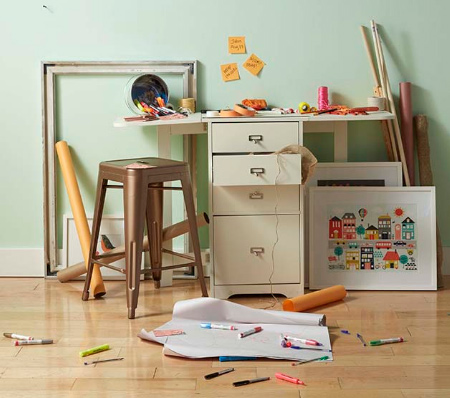 Practical gift wrapping station