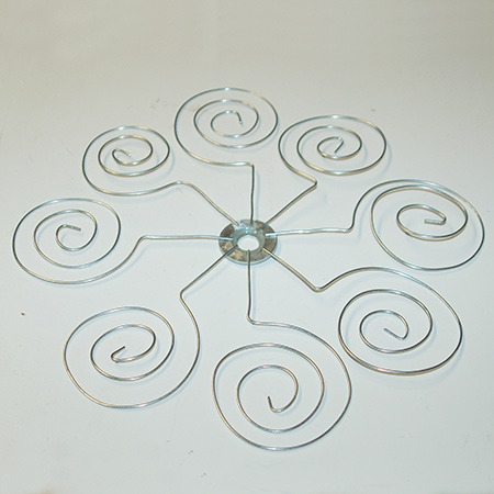 Make a wire cupcake stand