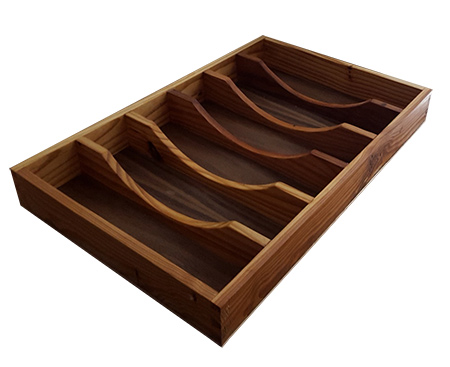 Dovetail joints are rarely used these days, except by master craftsmen and those that still love traditional joinery, but here's an easy project to practice dovetail joints.