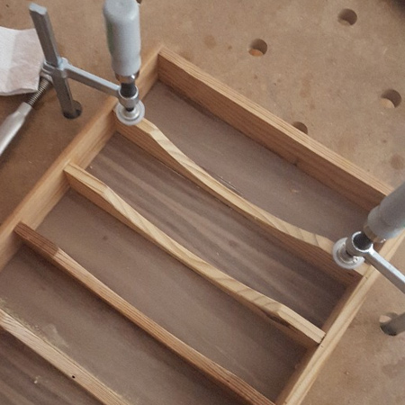 8. To finish you can use food-grade oil, or clear or tinted Woodoc 5, 10 or 20 interior sealer. Follow the instructions on the tin for proper application.