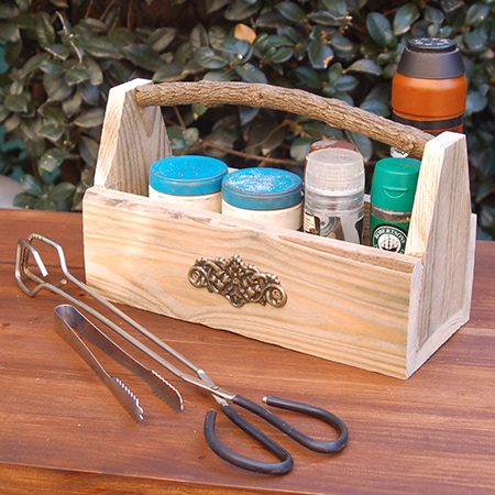 Reclaimed pallet spice or serviette holder. 