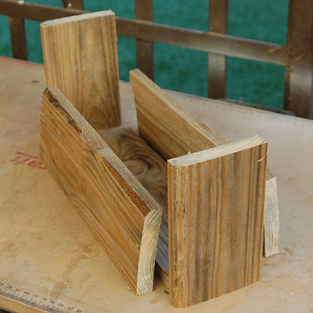 Reclaimed pallet spice or serviette holder