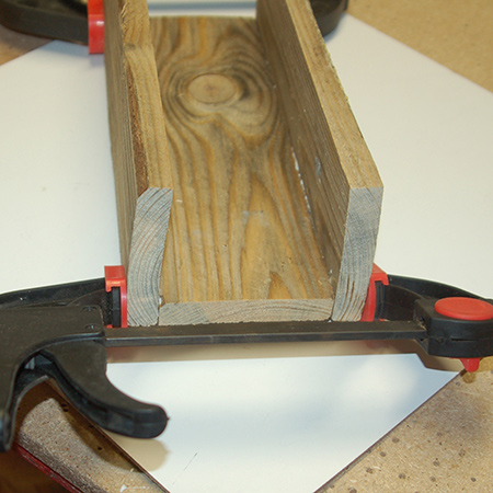 Reclaimed pallet spice or serviette holder