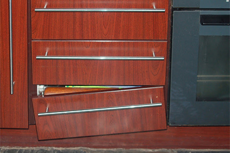 If you are still waiting for someone to fix that loose cabinet door, or if your drawer fronts are falling off, time to do it yourself. You only need a screwdriver, or Bosch PSR Select, some Alcolin QuikWood, and 10 minutes of your time to repair a couple of cabinet doors or drawers. 