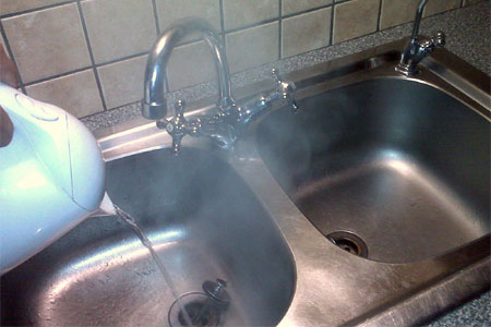 Blocked sinks happen all the time in kitchens and bathrooms. Hair can build up in a drain and form a blockage in bathroom drains, and food and oil quickly clog a kitchen sink. You don't need to spend a fortune to call out a plumber if you have a few minutes to spare. Simply follow these instructions for cleaning blockages in a sink, drain or shower.