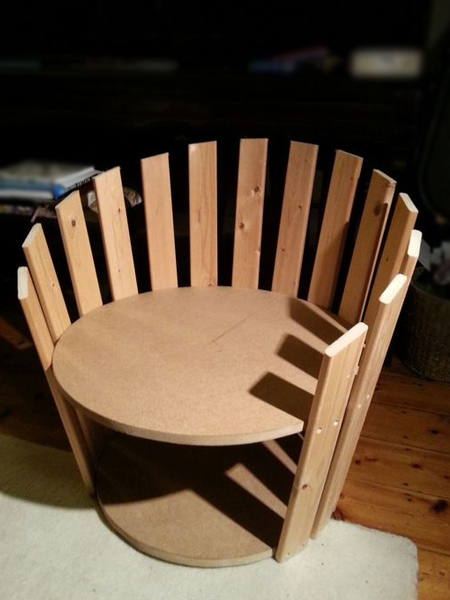 A couple of SupaWood circles (one smaller than the other) and pine slats and you can make a fun chair. Finish with Rust-Oleum 2X spray paint in your choice of colour and then add a comfy cushion