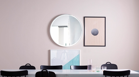 Create a dynamic picture gallery