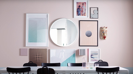 Create a dynamic picture gallery