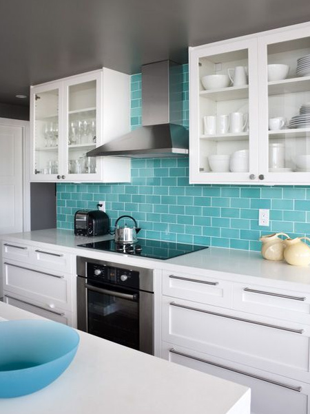 moving away from your basic white and stainless steel sinks, and opting for colourful sinks