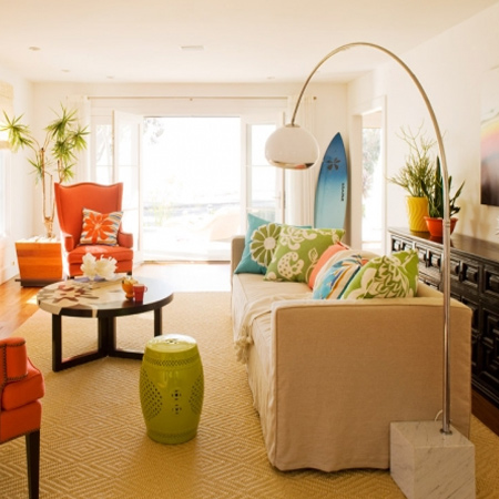 Neutral colours are easily lifted with the addition of colourful accessories.