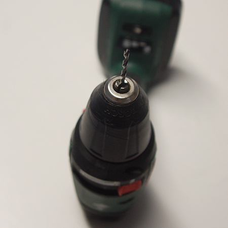 Smaller drill bits can be finicky to work with and you have to be careful to keep your Drill / Driver straight to avoid breaking these. It's also important to ensure that you fit smaller drill bits centrally in the [3] jaws in the chuck (see below).