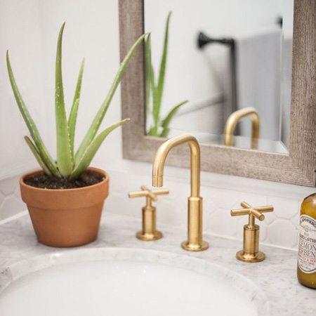 HOME-DZINE | Bathroom Ideas - It's easy to add style to a bathroom simply by replacing taps and fittings. And replacing taps is easy these days with the braided fittings that they are supplied with. Shop around for stylish fittings that will add glamour to a bathroom. 