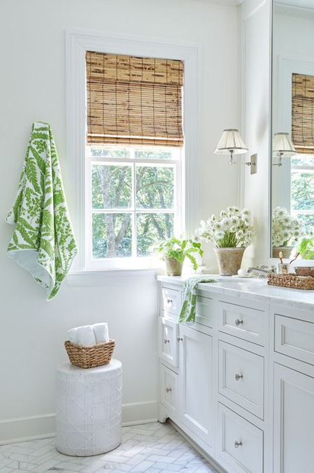 HOME-DZINE | Bathroom Projects - If you're handy with power tools and enjoy crafty decor projects, there's no reason why you can't make your own stylish window treatment for a bathroom.