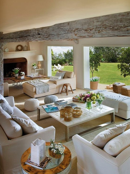 HOME-DZINE | Outdoor Rooms - For South Africans a patio is an essential part of a home. It's a place where we relax outdoors with family and friends, where we set up the braai, and where we cool down during the hot summer months.