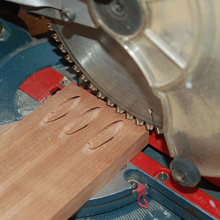 HOME-DZINE | Kreg Tools - To remove the drilled plugs the wood was cut off at the end - about 5mm - using a mitre saw.