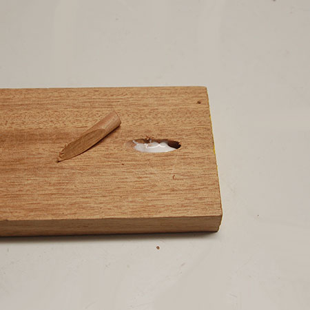 HOME-DZINE | Kreg Tools - After selecting the best plug, this was glued into a pre-drilled pocket-hole.