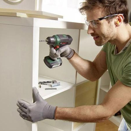 HOME-DZINE | Bosch Tools - The Bosch EasyDrill 12 drill/driver combines manageability and power. DIY enthusiasts who frequently alternate between different tasks can easily change and insert drills and screwdriver bits thanks to the quick-release chuck. 