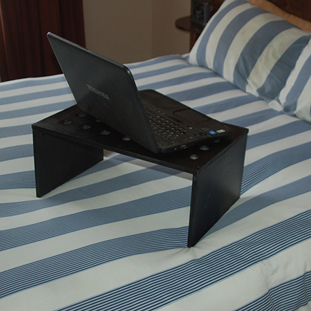 How easy was that! Now you have a lap tray that you can use when you need to work in front of the TV, or in bed, or for meals. 