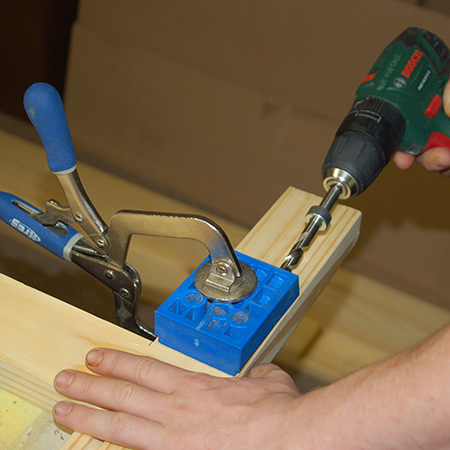 with a Kreg Pockethole Jig you can easily join the cross pieces together for the base and the top. If you don't own a Kreg Pockethole Jig, apply wood glue and clamp overnight.