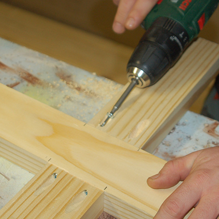 3. With a Kreg Pockethole Jig you can easily join the cross pieces together for the base and the top. If you don't own a Kreg Pockethole Jig, apply wood glue and clamp overnight.