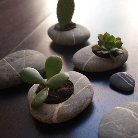 Don't expect to get it right on the first go! You are going to need to practice with your Dremel MultiTool on a few projects to master the art of using both the tool and the accessory, so have plenty of pebbles or rocks handy.