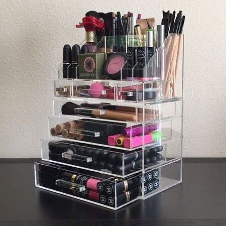 Glam vanity ideas
