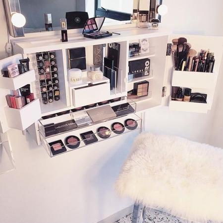 Glam vanity ideas