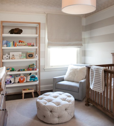 Wood furniture has always been a wonderful way to add warmth and texture to a nursery. There is a growing trend towards a nursery decorated with hardwood, bamboo or plywood furniture as an alternative to melamine and other synthetic board products.
