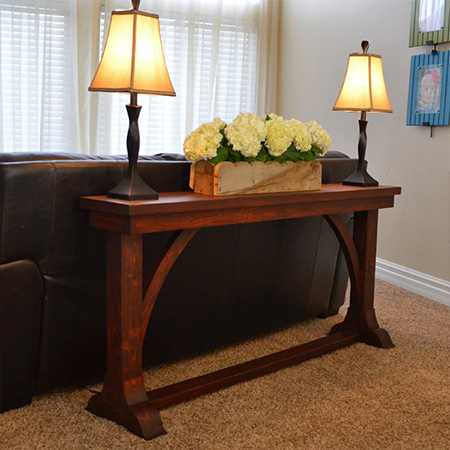 To make a heirloom piece we recommend that you use Meranti or hardwood to make the sofa console table, but if you want something a bit more affordable, find PAR pine at your local Builders Warehouse.