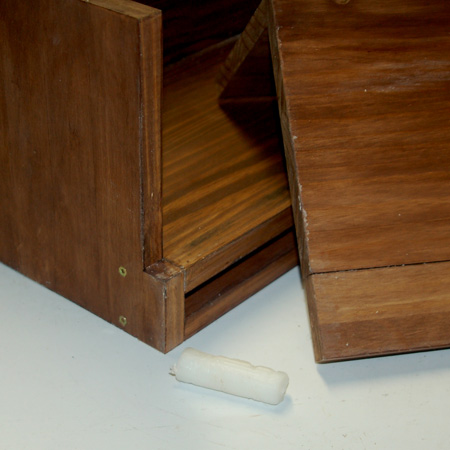 HOME-DZINE | For this bread bin, we stained with Woodoc Gel Stain in Antique Oak and then rubbed the edges with a wax candle before applying Rust-Oleum Chalked paint.