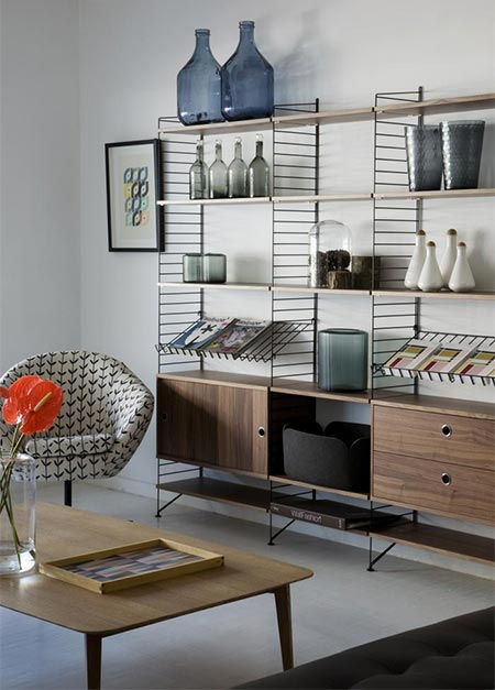 Designed in 1949, Nils Strinning’s shelf system is timeless