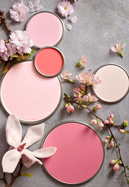 Decorate with grey and pink