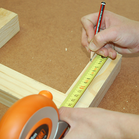 4. Measure up 41.5mm on the legs - for both the small and large step stool - and use this as a guide for mounting the leg rail.