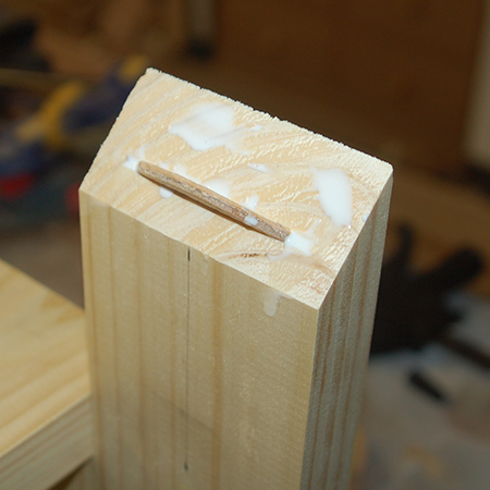 6. Now you're ready to glue the high sides to the tops with Ponal wood glue and biscuits. Squeeze wood glue into the high sides and pop in a biscuit. 