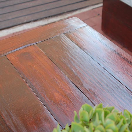 GOOD TO KNOW: Keeping the surface evenly wet will give the best results. 