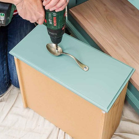 Turn a pine dresser into a kitchen island