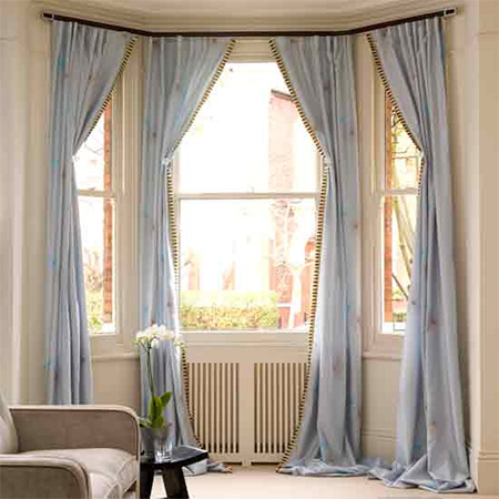 Choosing a curtain rod or pole