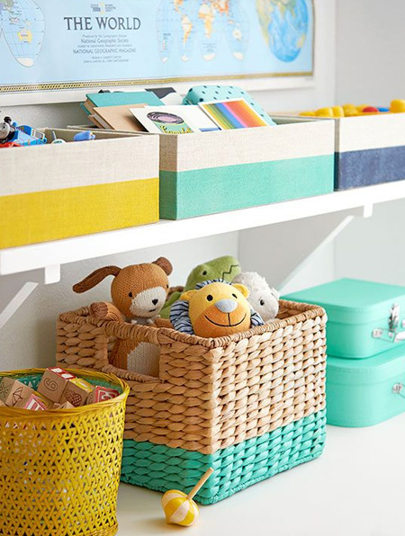 spray paint accessories for child bedroom