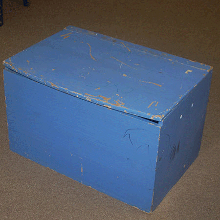 finished toy box