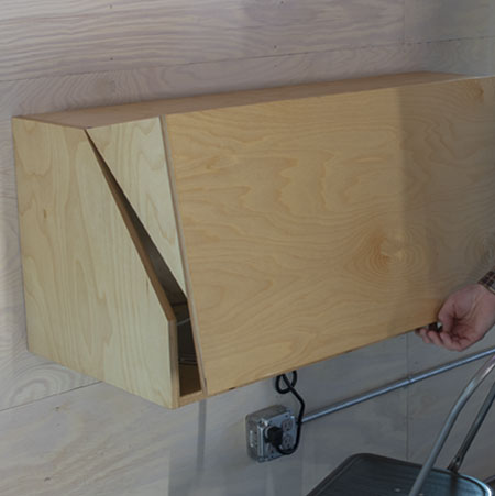 diy wall mounted workshop desk