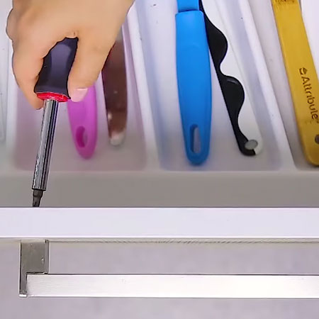 fix a broken drawer handle