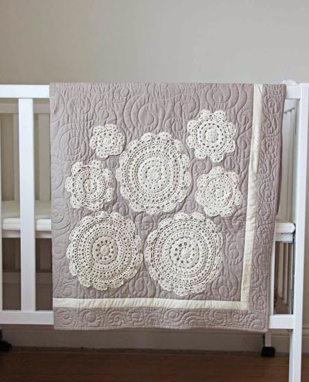 doily nursery quilt