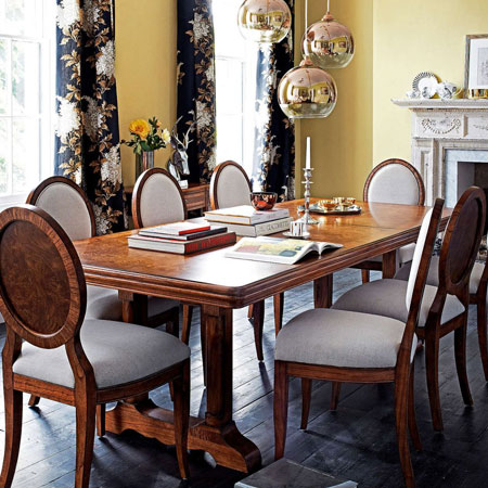 how to choose dining table and chairs
