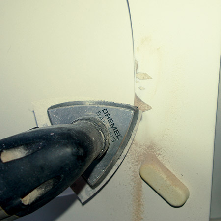 HOME-DZINE | DIY Home Repair - Using the methods shown here, I did manage to repair the toilet seat. The cracks are gone and the seat looks almost good as new. Now I'll wait and see how long the repair lasts.